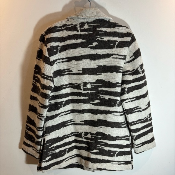 LOGHOUSE Sz M 100% Wool Cardigan Point Lapel Button Closure Pockets Side Slit - Picture 2 of 10